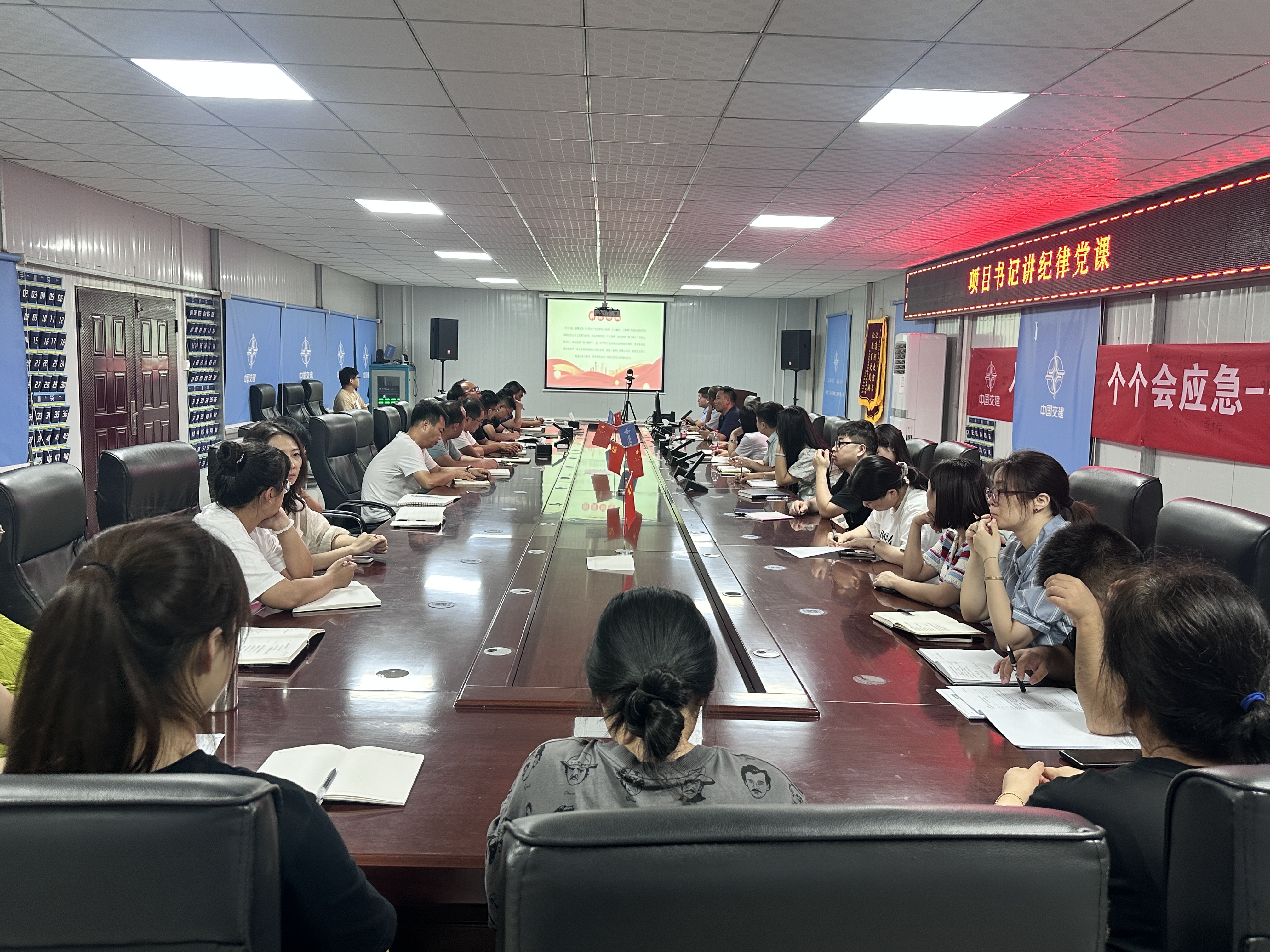 08823b2f1c8acbb123c34d9c41db4c4.jpg 08823b2f1c8acbb123c34d9c41db4c4.jpg