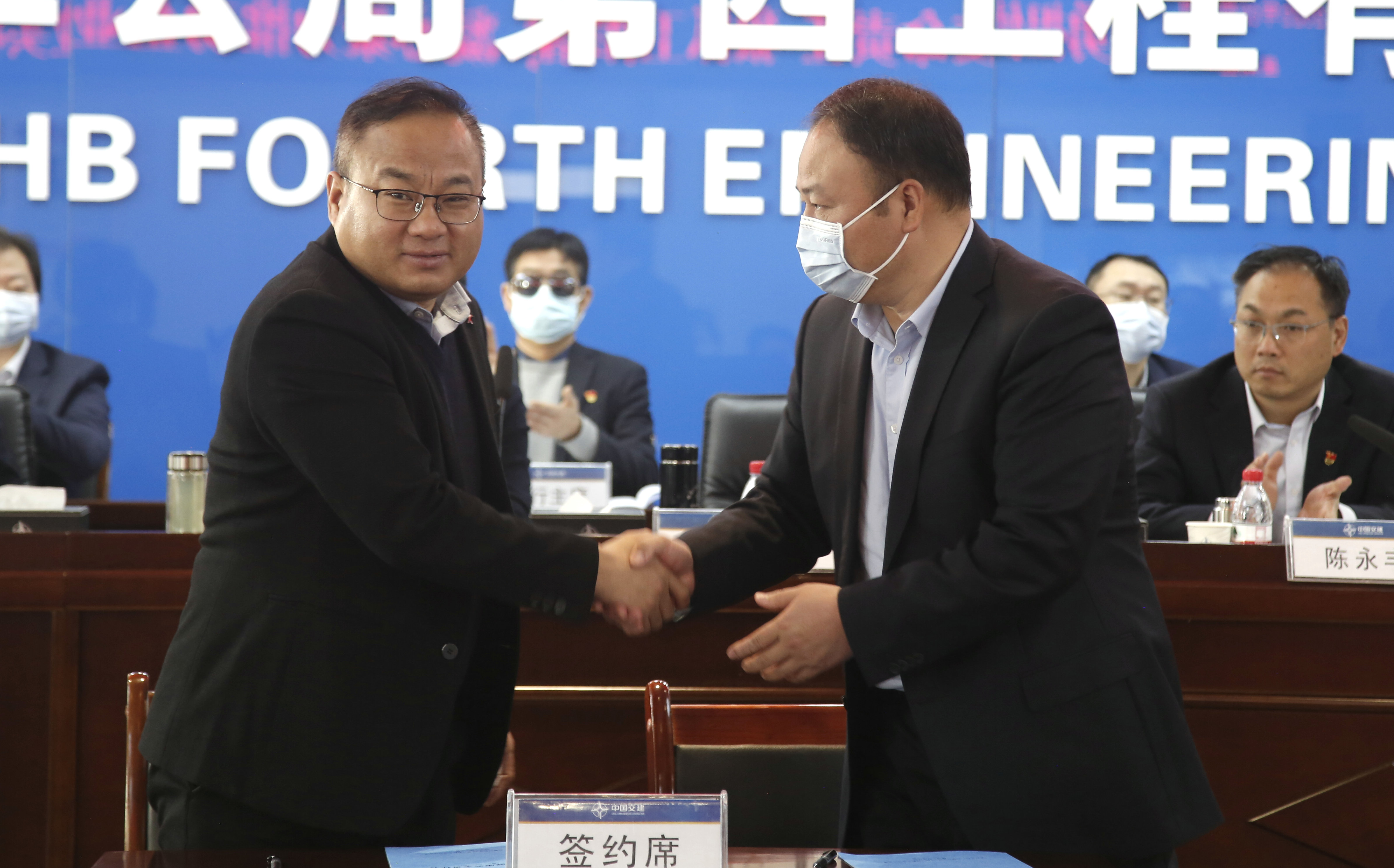 7.李總簽約.JPG 7.李總簽約.JPG