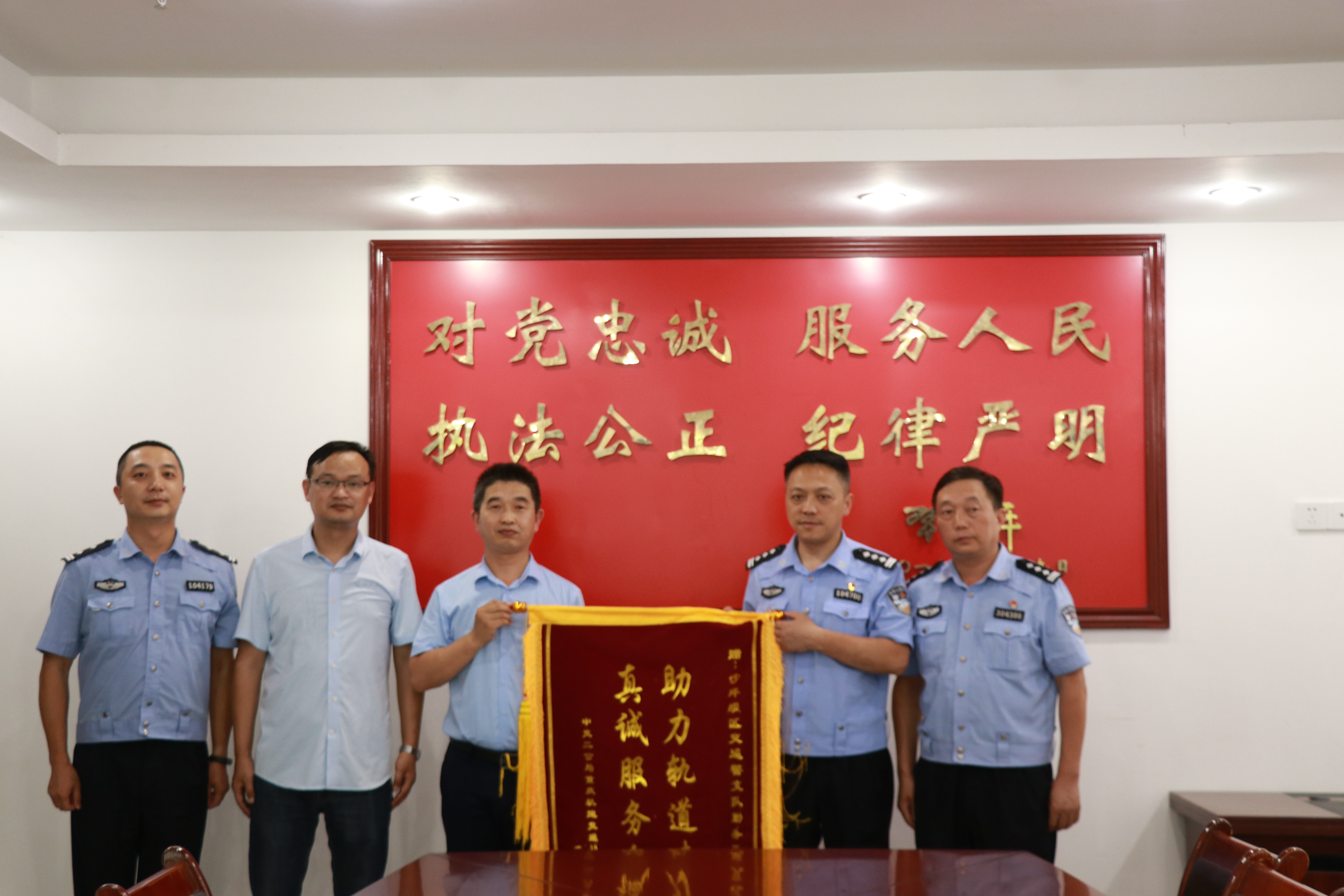 IMG_4114.JPG IMG_4114.JPG