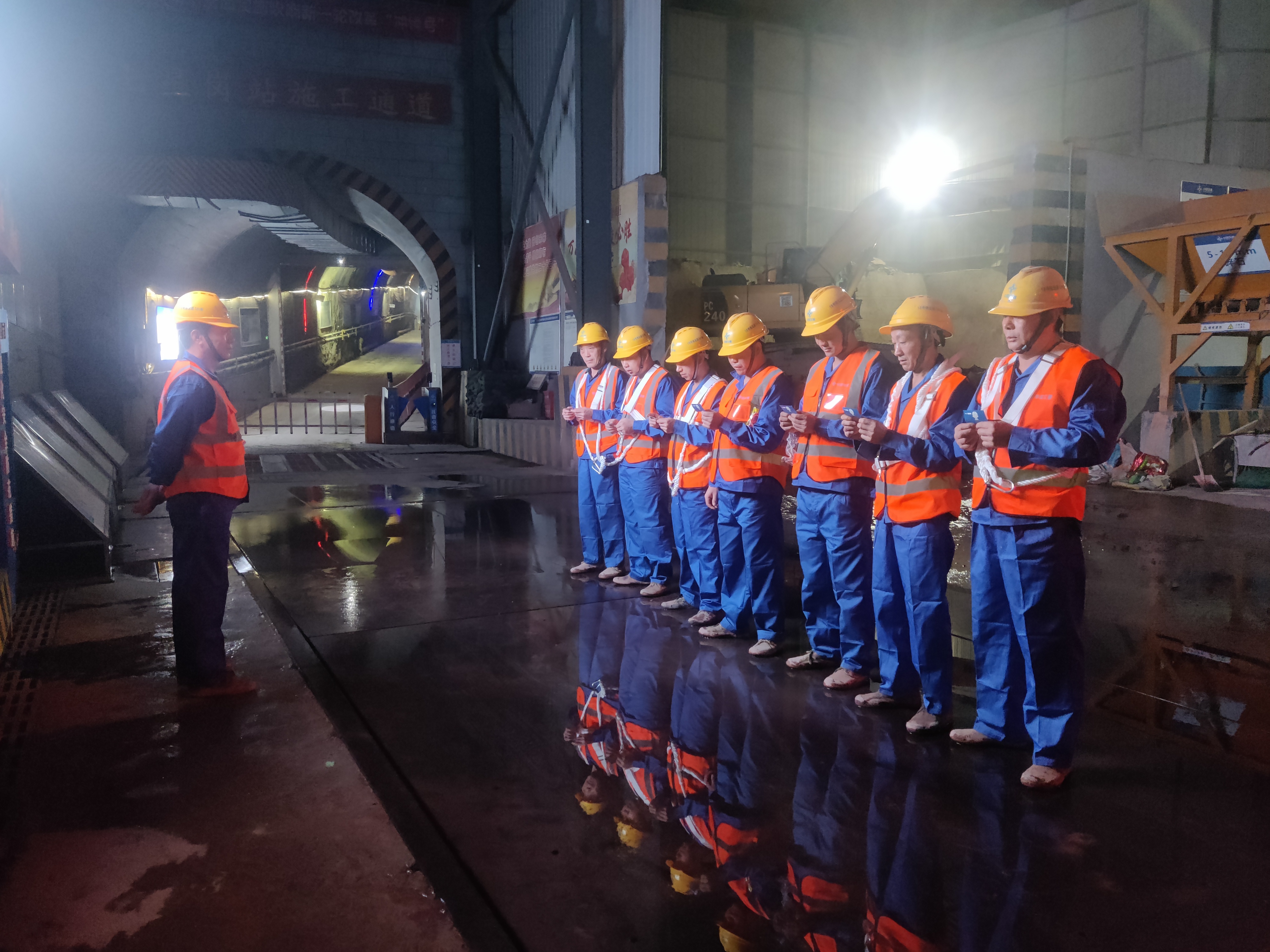 18cfe16d1c51d0ef329b86bcdadfb25.jpg 18cfe16d1c51d0ef329b86bcdadfb25.jpg