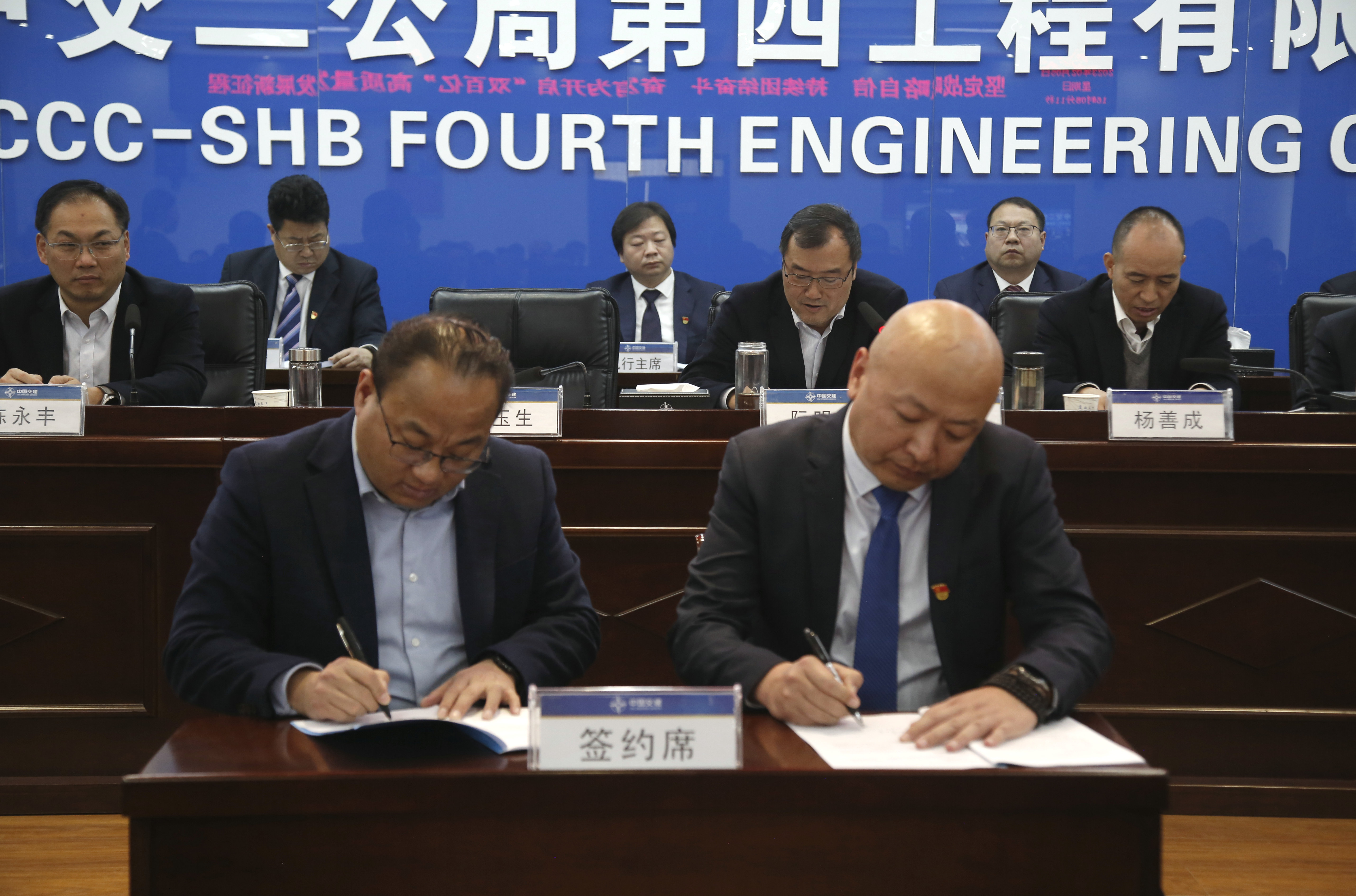 _S2G8826.JPG _S2G8826.JPG