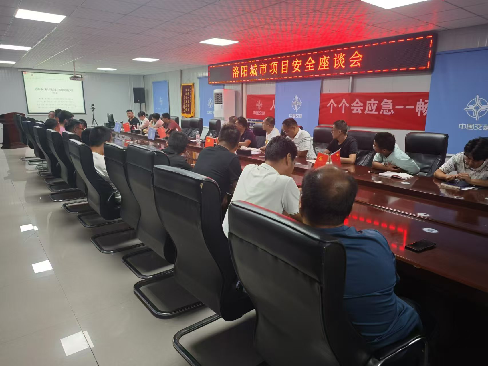 cf027ac0ee733f1f7813c6b746e2a21.jpg cf027ac0ee733f1f7813c6b746e2a21.jpg